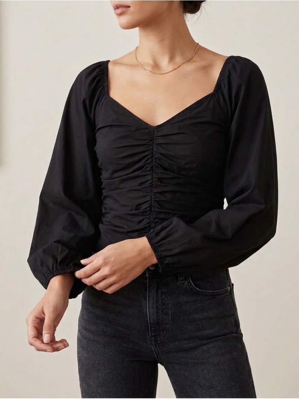 NWT Express Black Ruched Long Puff Sleeve V-Neck Sweetheart Crop Blouse M